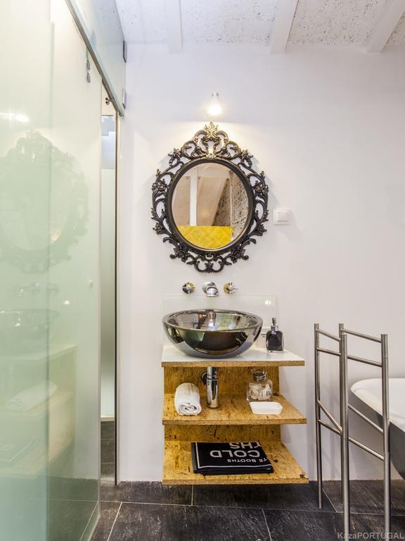 Apartment Carmo Chiado Deluxe Lissabon